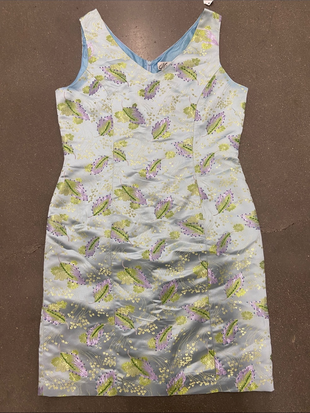Vintage sleeveless brocade shift dress light blue metallic textured feather 14